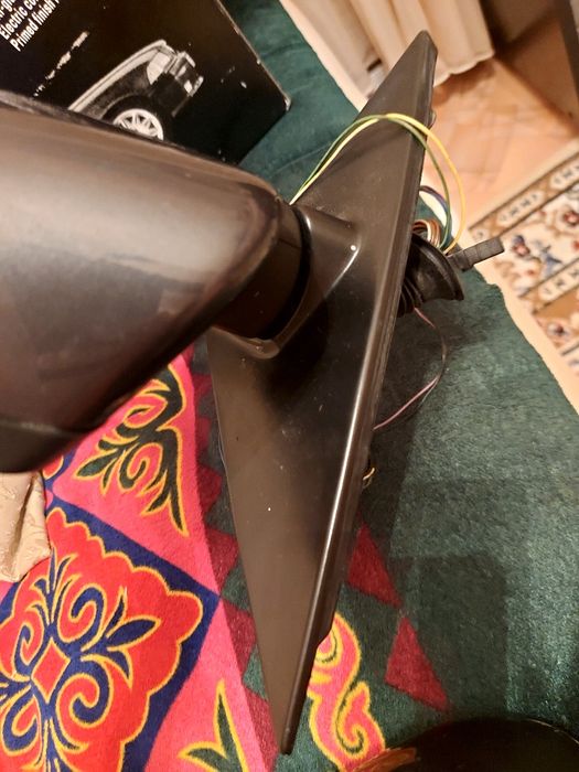 Продам зеркала на е39