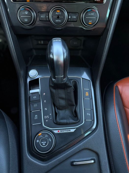 VW Tiguan Face Lift•4 Motion 4x4 2.0 TSI 180CP•Automat DSG•