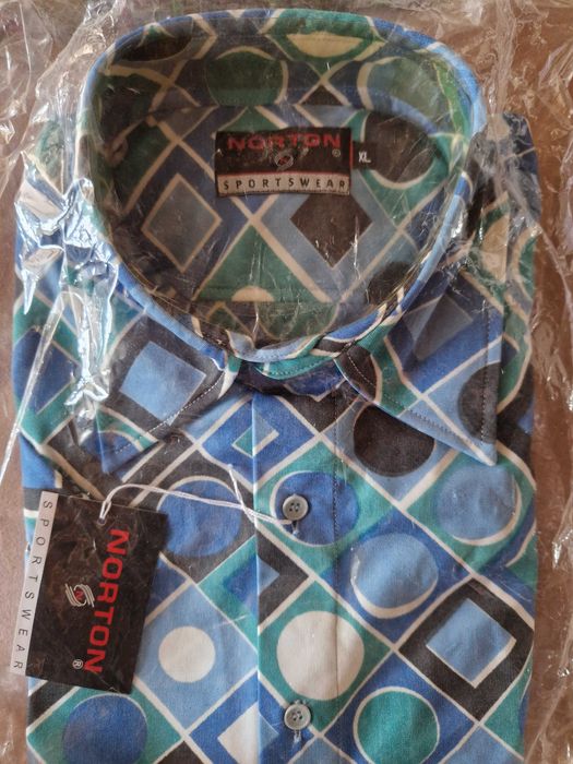 Дрехи/Мъжки ризи