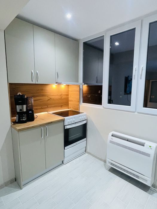 Продава се Тристаен апартамент в Казанлък - 70 кв.м за 1020 €/кв.м - Снимка #3