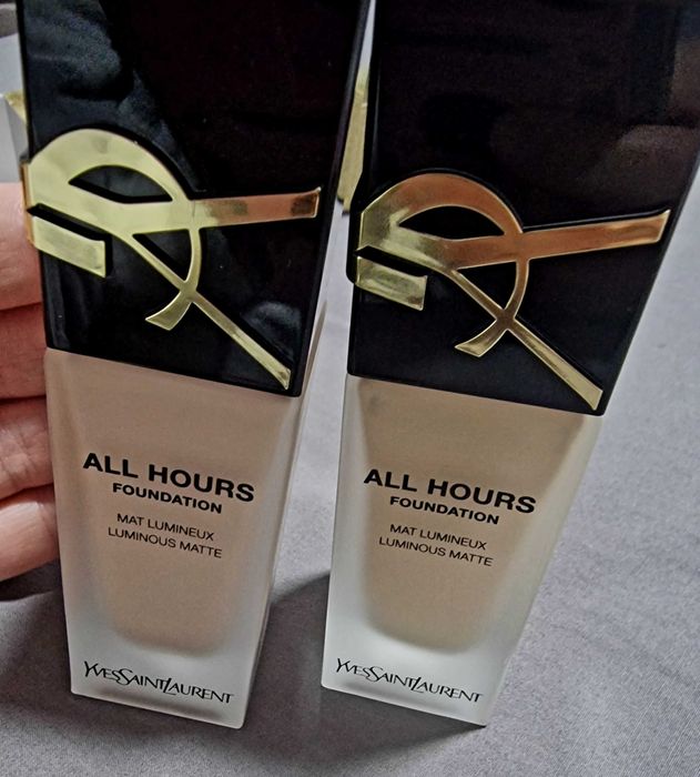 Fond de ten Yves Saint Lauren