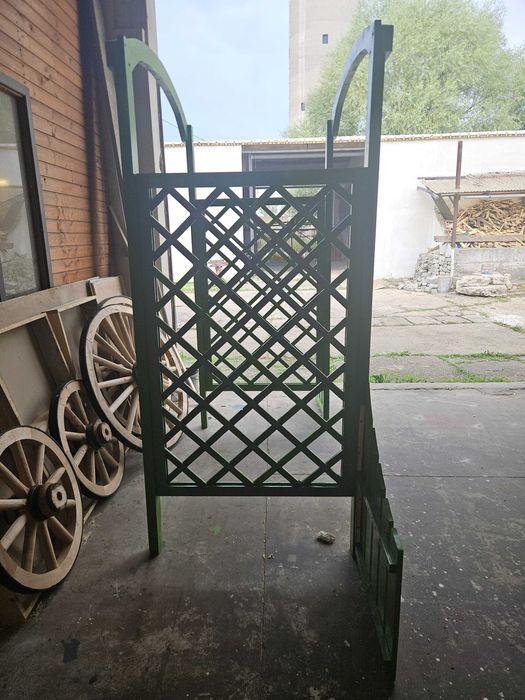 Pergola din lemn masiv