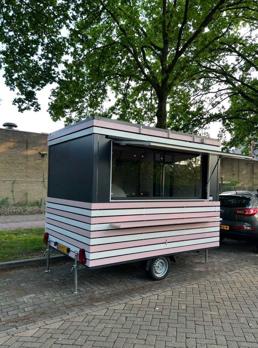 Rulota Fast-Food Profesionala complet echipata - an 2025