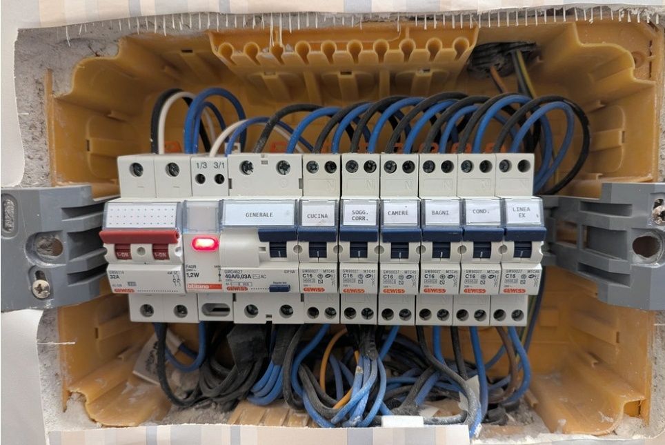 Electrician București non-stop