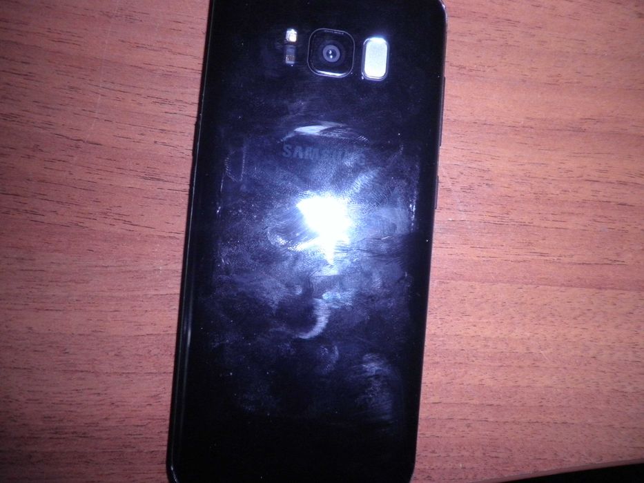 продам телефон Самсунг S8