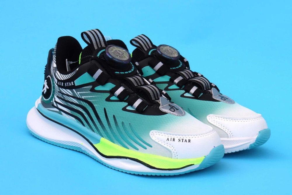 НОВО! Детски маратонки със система BOA 30/35