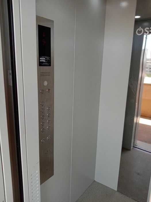 Продаем свою трех-комнатную квартиру в центре города Ц-5