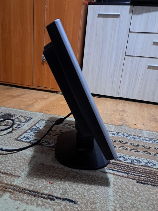 Монитор hp в отлично състояние