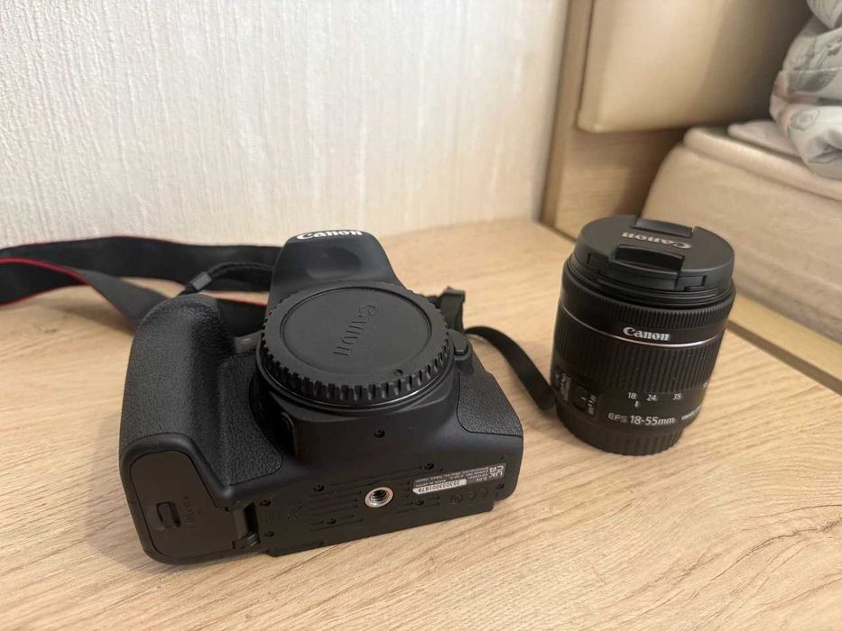 Продам Canon EOS 850D — новый