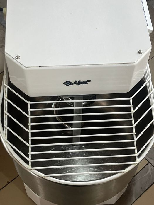 Продам  тестомес