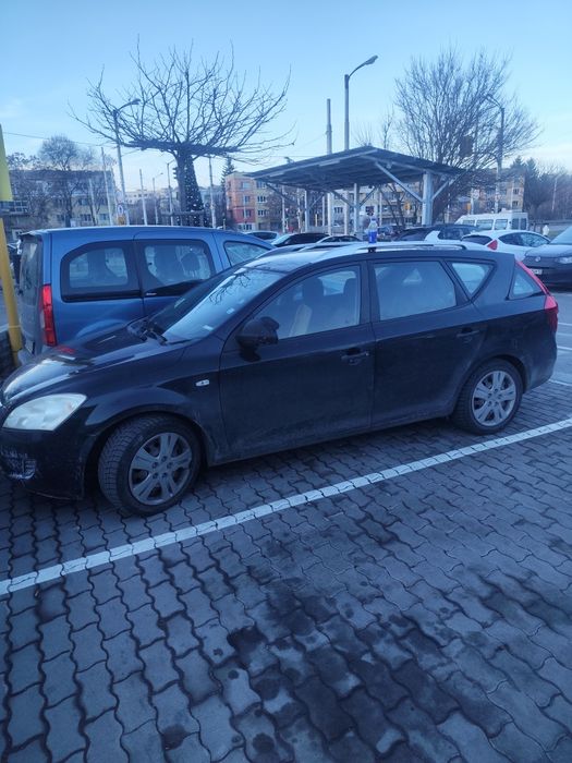 Продавам Киа  ceed
