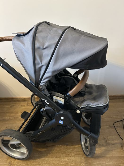 Бебешка количка 3 в 1  Mutsy Evo