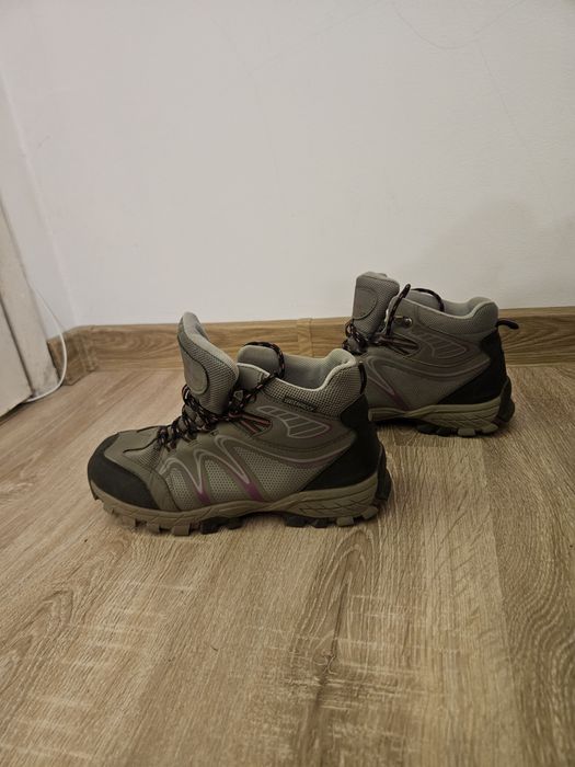 Детски/дамски туристически обувки