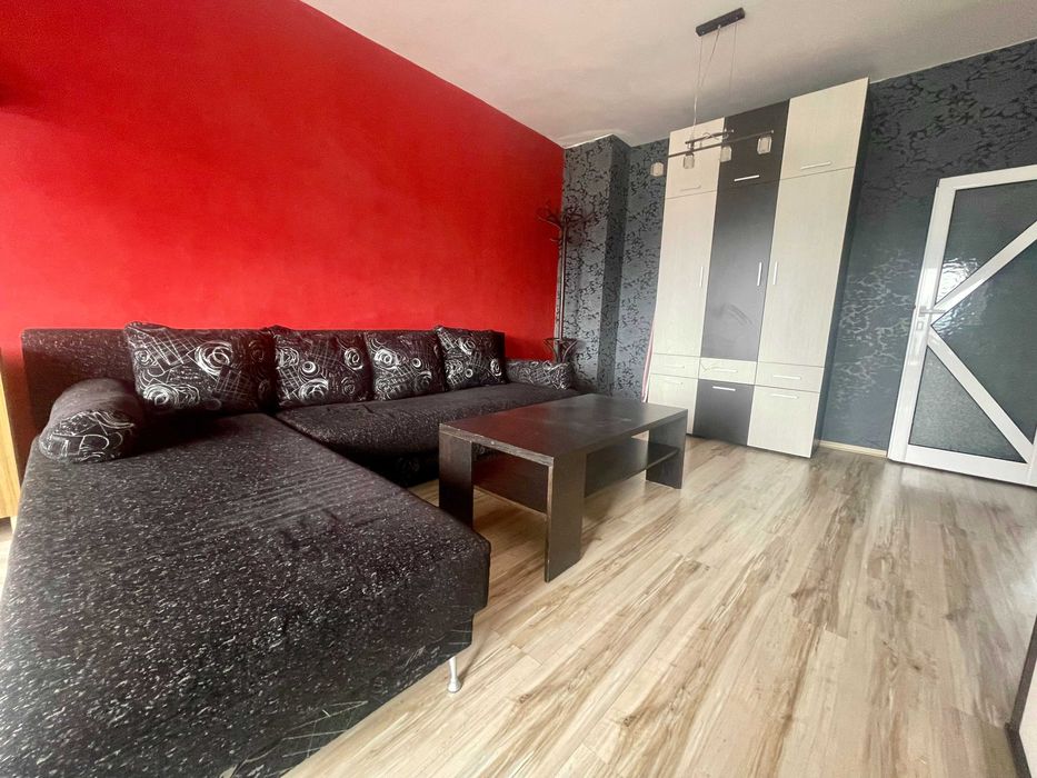 Продава се Двустаен апартамент в Габрово, Център - 61 кв.м за 861 €/кв.м - Снимка #2