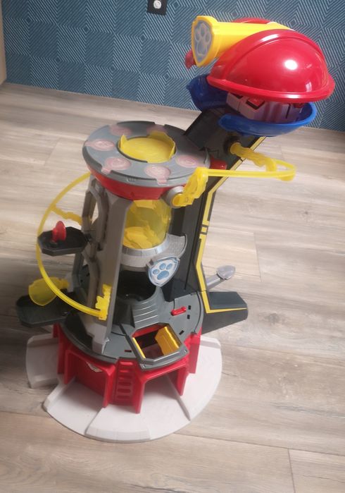PAW  patrol Mighty Lookout Tower