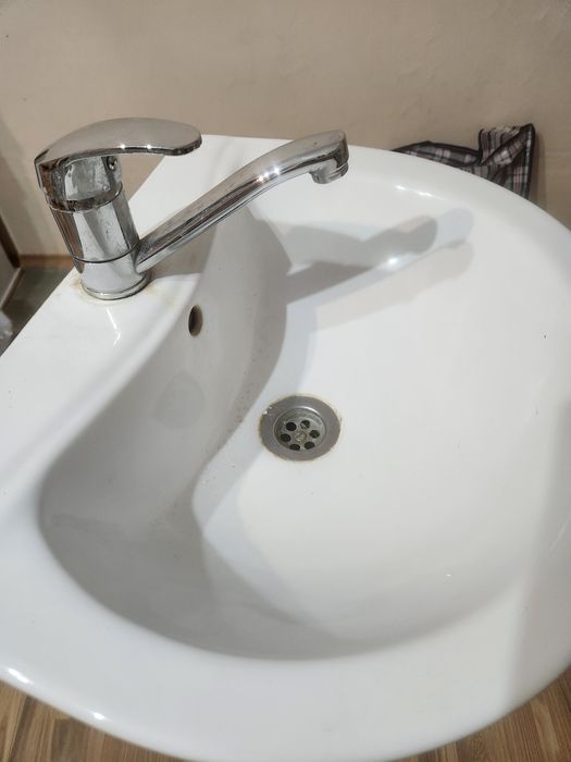Продам раковина смесител