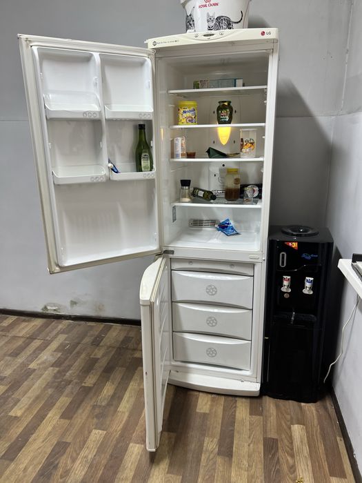 Холодильник б/у LG