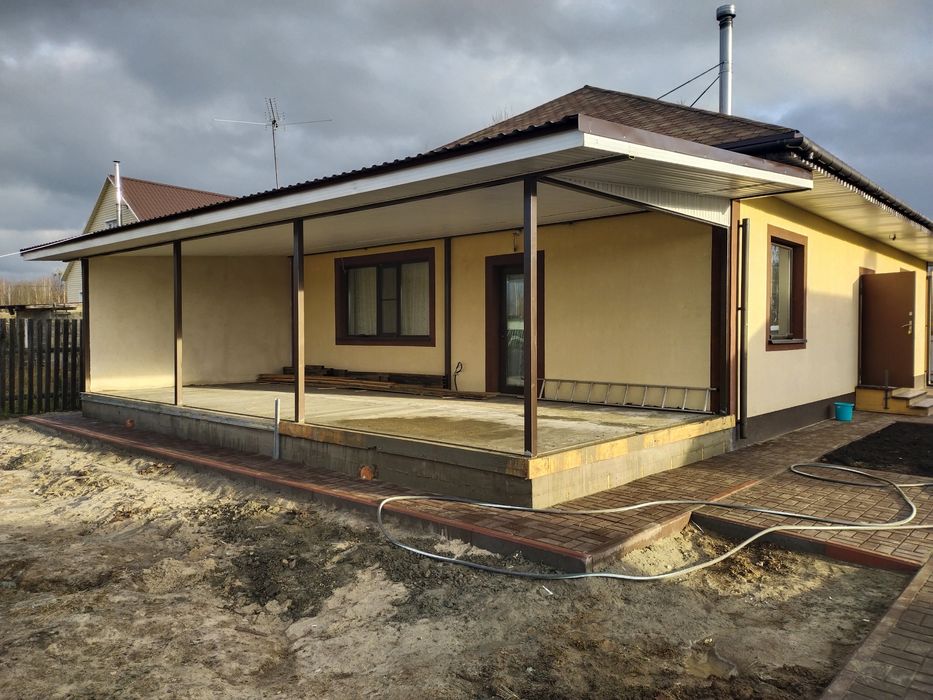 Уста курувчилар! Строительное бригада!