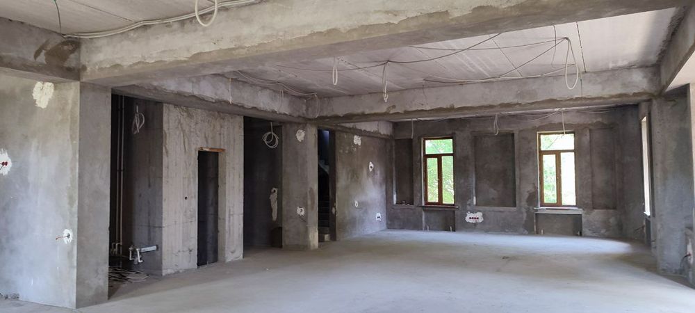 Продается Нежилой Здание ЦУМ