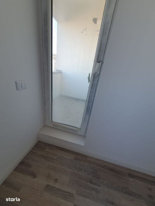 Vanzare garsoniera decomandata - MILITARI RESIDENCE