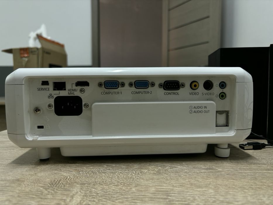 Проектор Canon LV-WX320