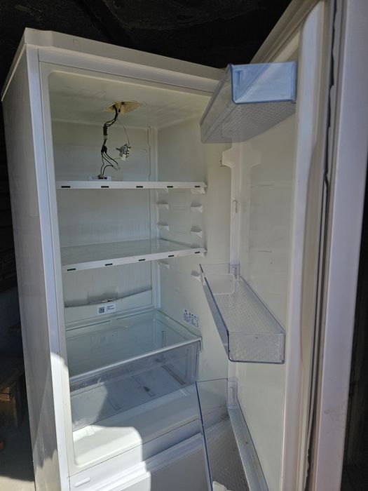 Продам холодильник.