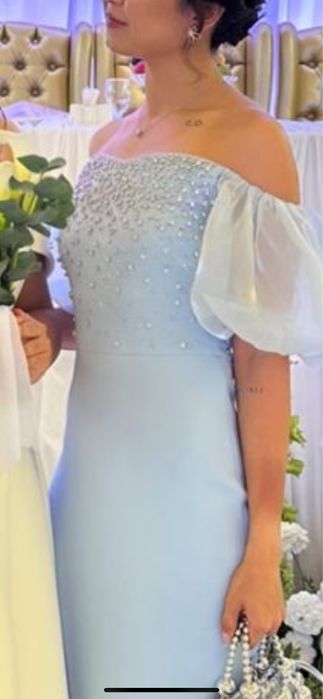 Вечернее платье голубое