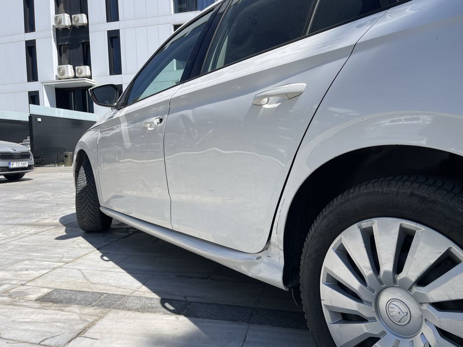 Vand Skoda Scala 1.0TSI -Usor Avariat/Avariata