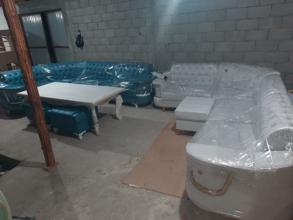 Оптом уголок Честер Арзон сифатли