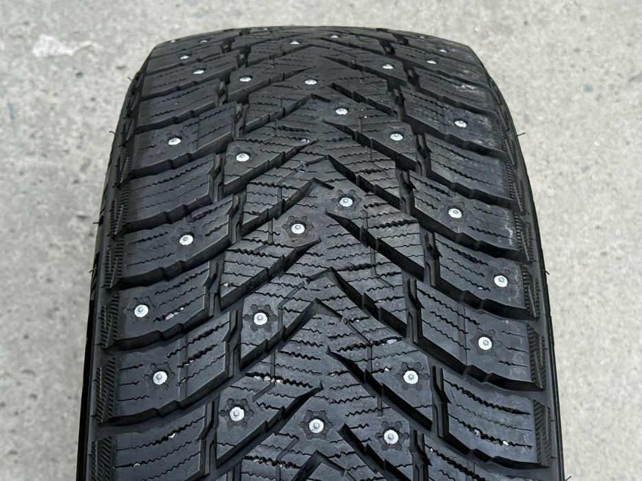 215|55 R18. Powertrac.