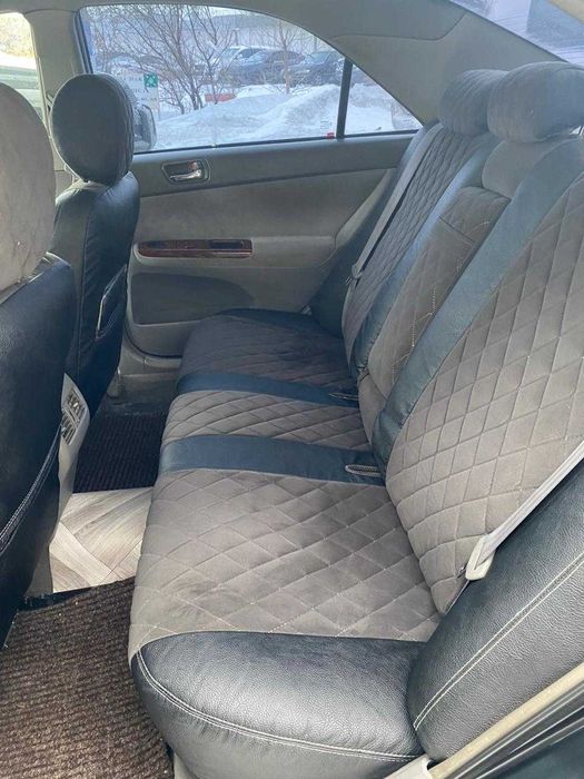 Автомашина Toyota Camry