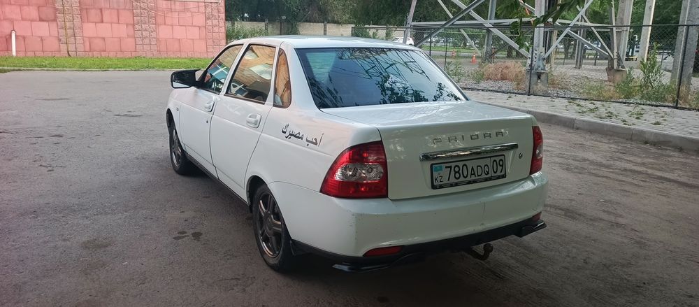 Продам Приору 2013 года