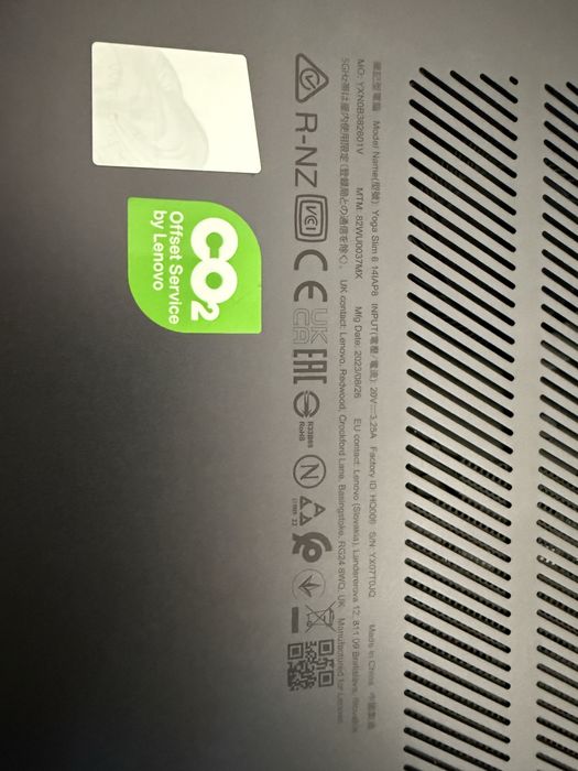 Laptop Lenovo Yoga Slim 6i