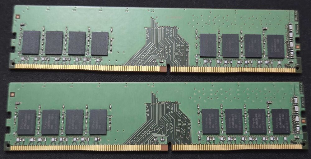 Рам Памет: SKHynix 16GB (2x8GB) DDR4 2400MHz CL17