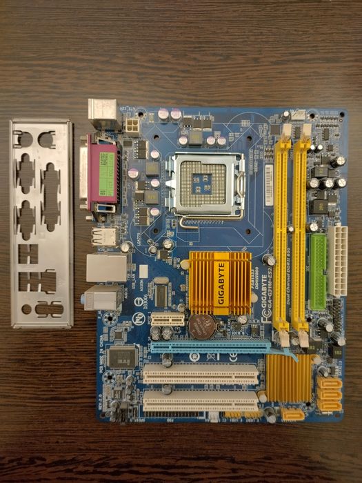 Placa de baza Gigabyte 775 + Pentium4 3Ghz  testata