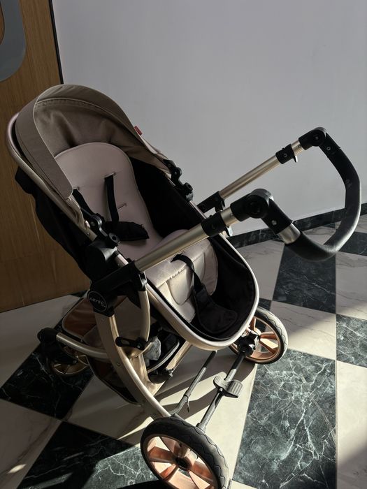 Продам коляску Аймели