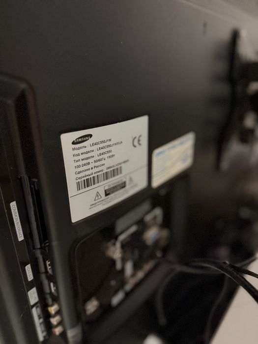 Продам ЖК телевизор Samsung 102см