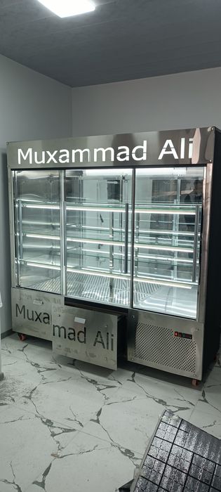 Витрина холодильник шкаф