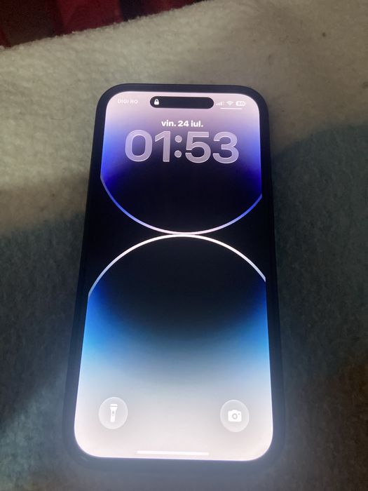 iPhone 15 128 GB in stare buna, 87% sanatatea