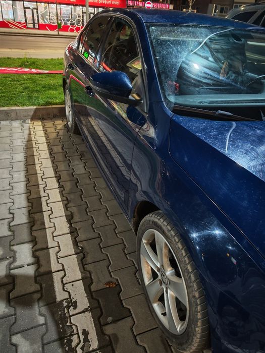 Vând Skoda Octavia 3