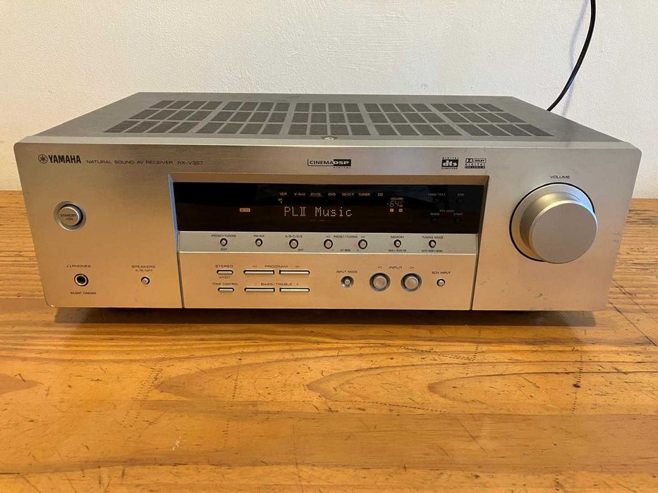 YAMAHA Rx-V357 Home Cinema Surround System 5+1