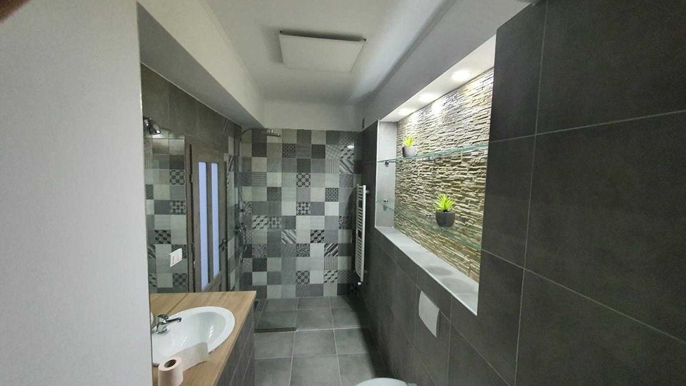 Inchiriez apartament 2 camere