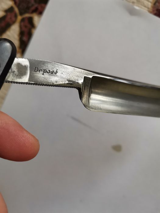 Vând brici franțuzesc