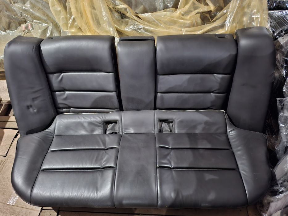 Кожаный салон Омега Б рестайлинг