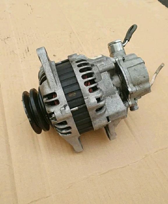 Генератор на митсубиши паджеро