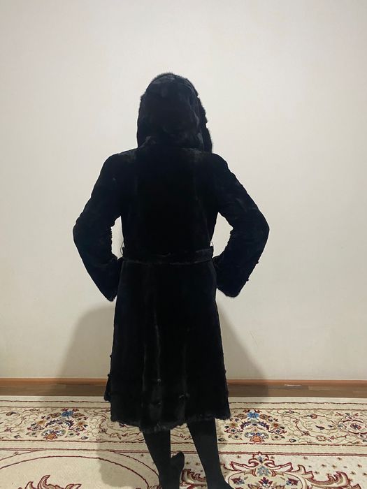 Продам шубу из кролика