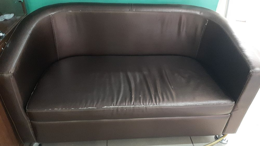 Диван Б/у кожзам