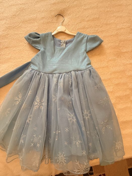 Новогоднее платье на девочку