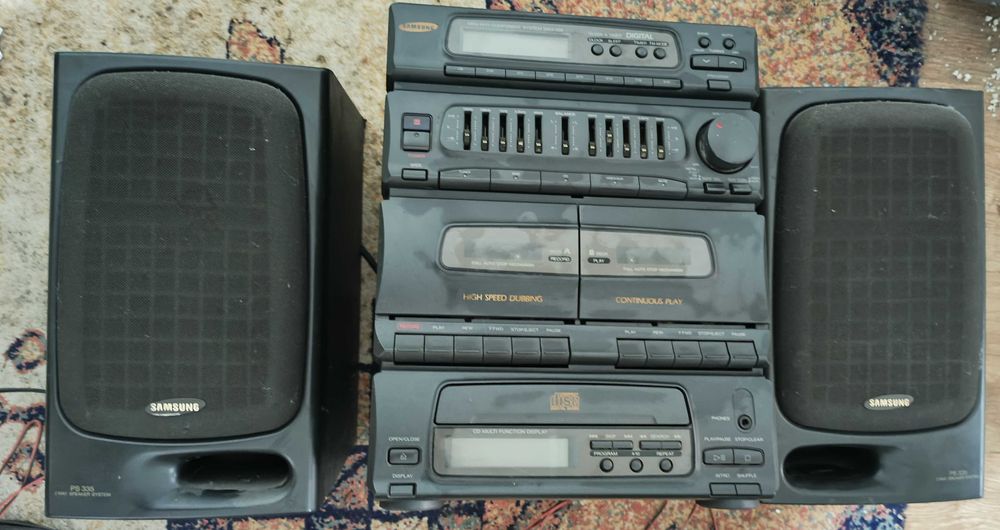 Samsung vintage mini hi fi component system max 335.