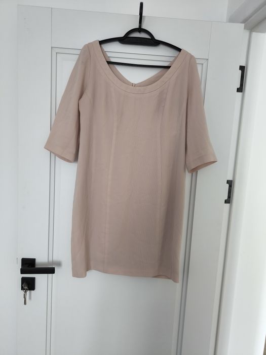 HAINE DIN DULAP, rochie de birou 18 lei și pantaloni blugi  GAP 12 lei